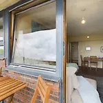 Lovely 1 Bedroom Serviced Apartment W Patio Sleeps 3 Pass The Keys